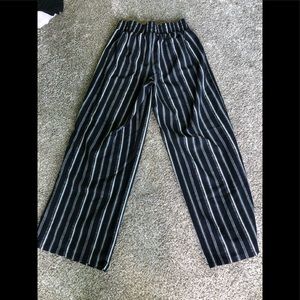 Women’s striped pants
